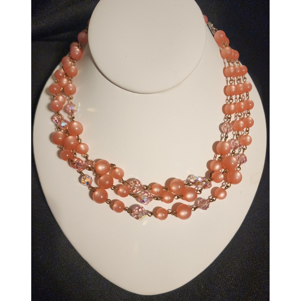VTG Pink Moonglow Aurora Borealis 3 Strand Beaded Necklace Gold Tone 16in